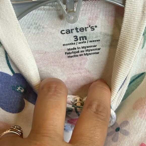 5 for $25🔥3M Baby Girl Carters Floral White Foot Sleeper Bodysuit - Picture 2 of 4